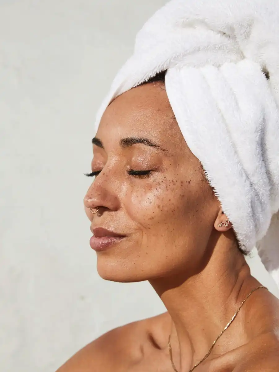 Regenerative Treatments for Menopause Neck Crepiness / Neck Laxity